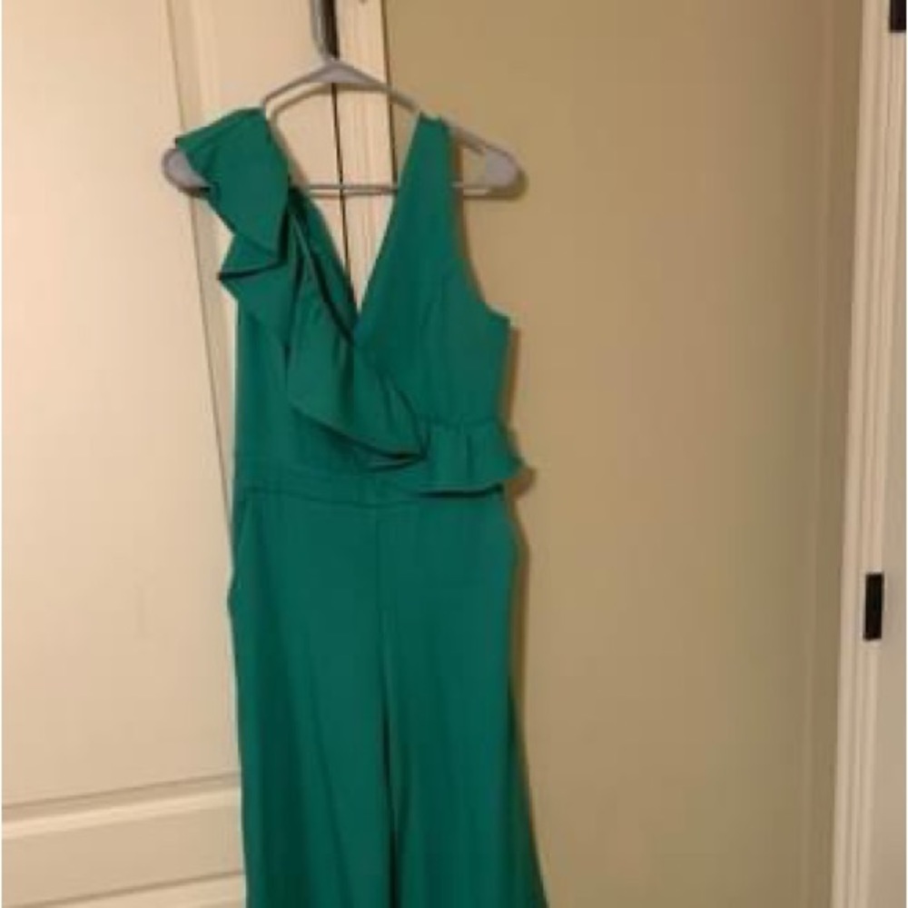 Green size medium DO + BE jumpsuit